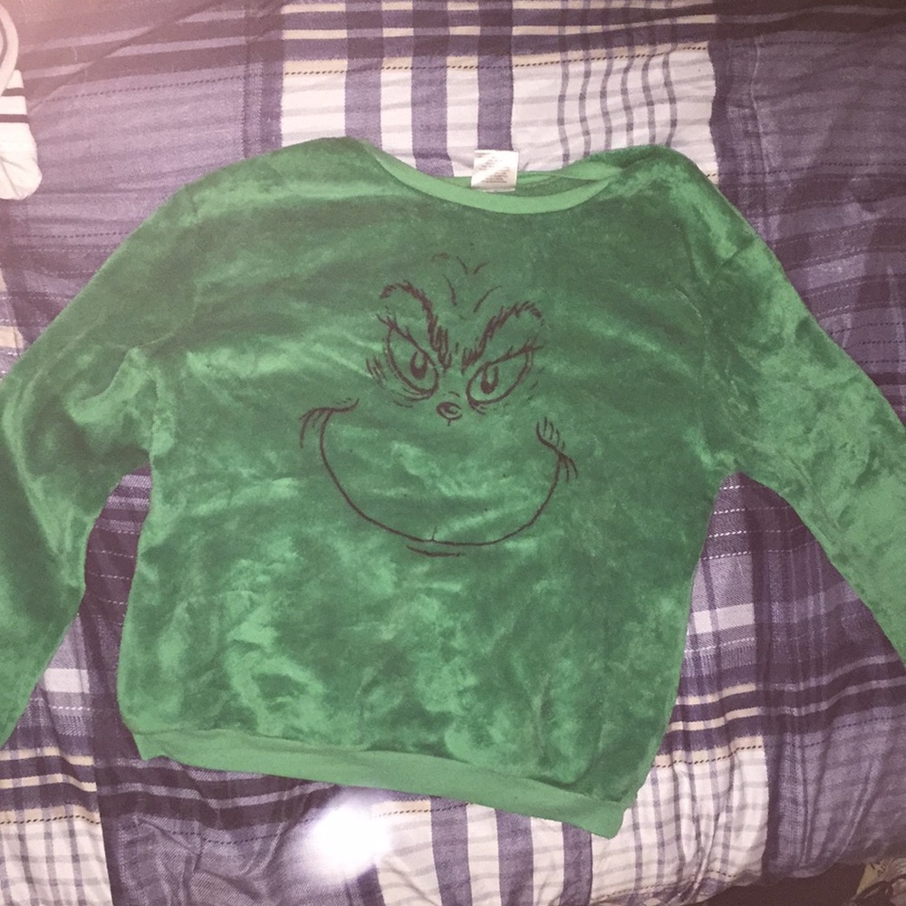 Woman’s sweater